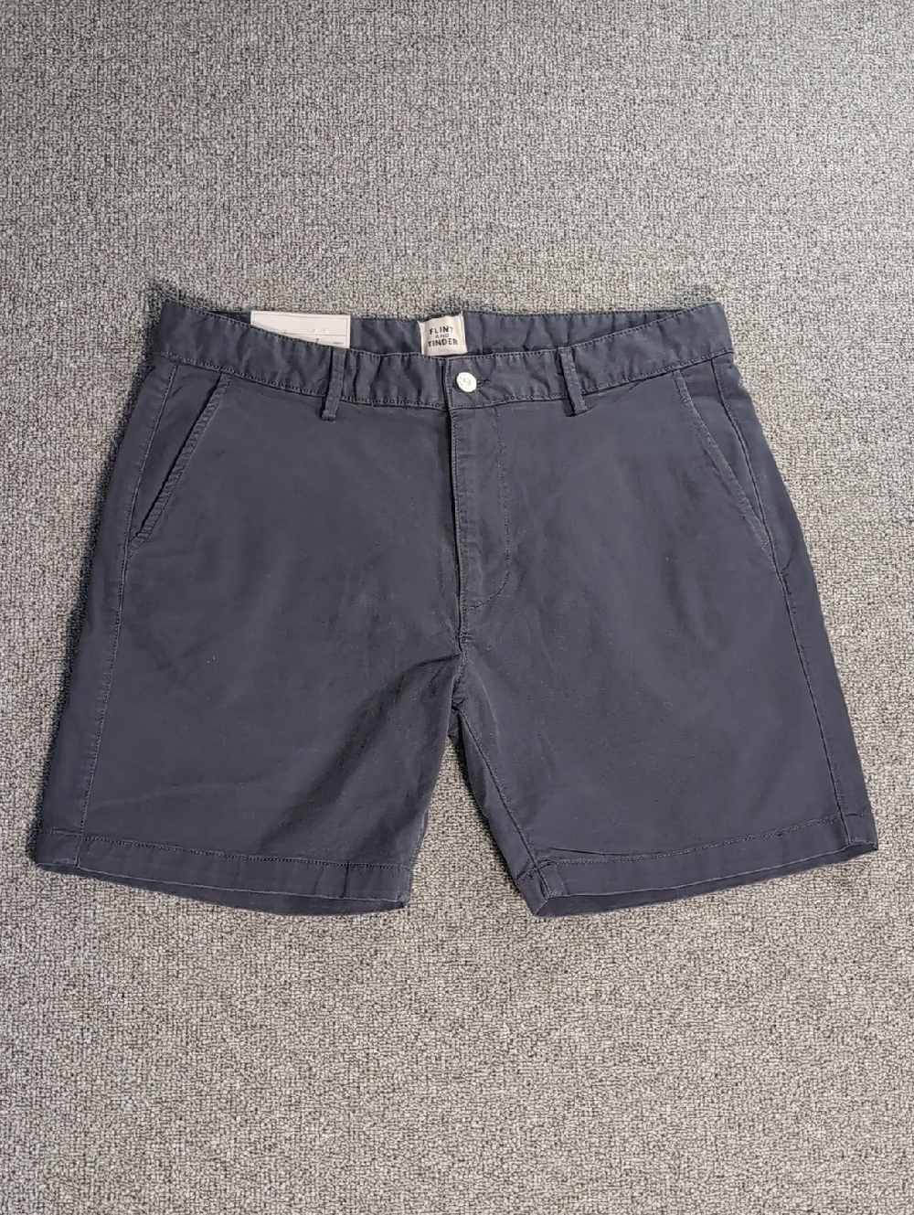 NWT Flint and Tinder 365 Chino Shorts Flat Front in Gray Size 31x7 Huckberry Dye